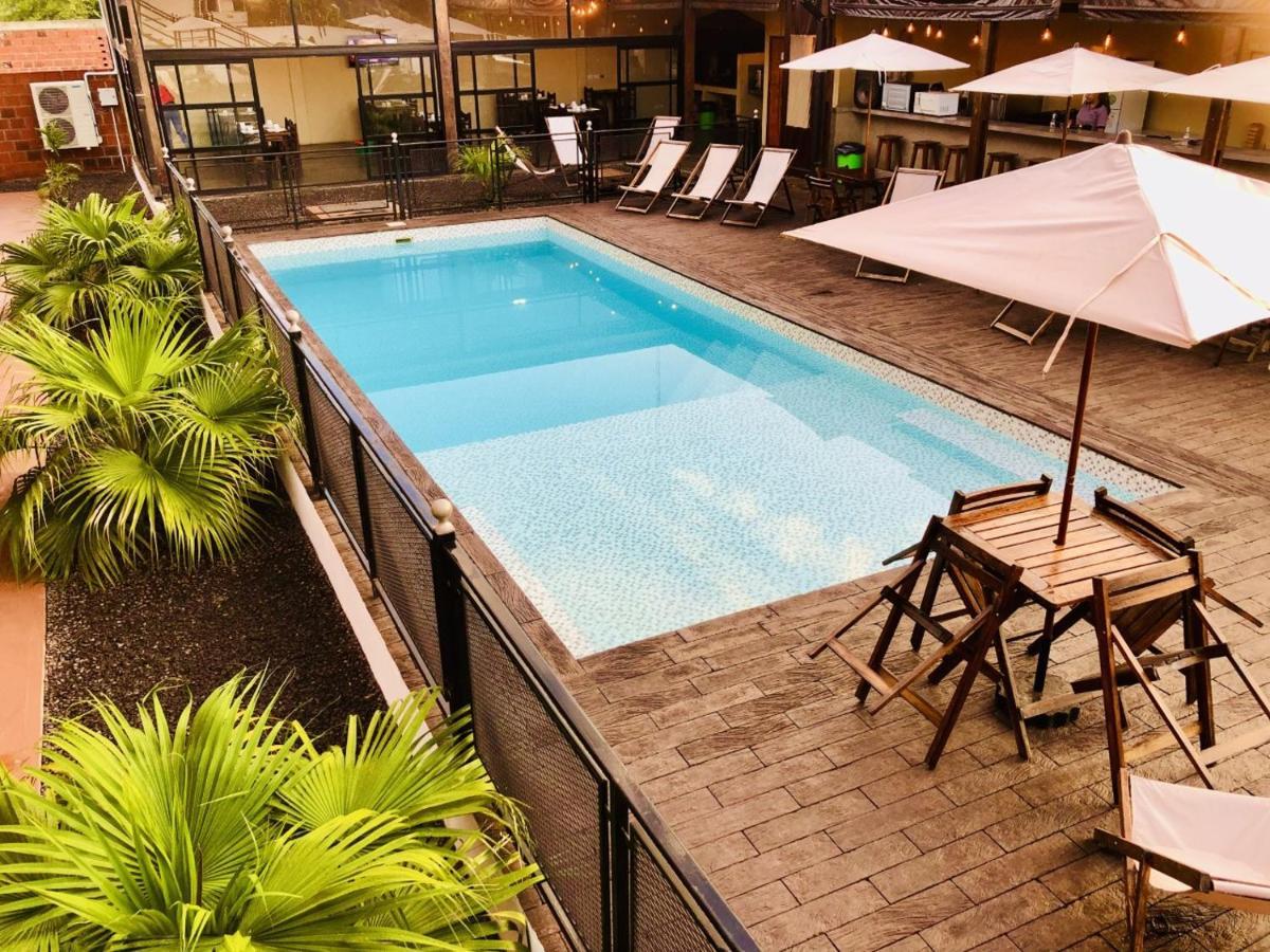 Hotel Alma Pura Пуэрто-Игуасу Экстерьер фото