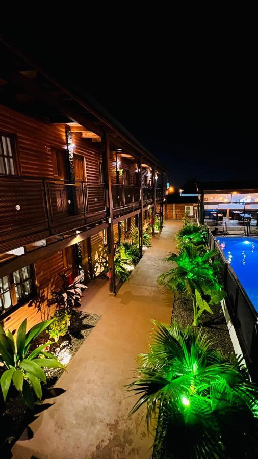 Hotel Alma Pura Пуэрто-Игуасу Экстерьер фото